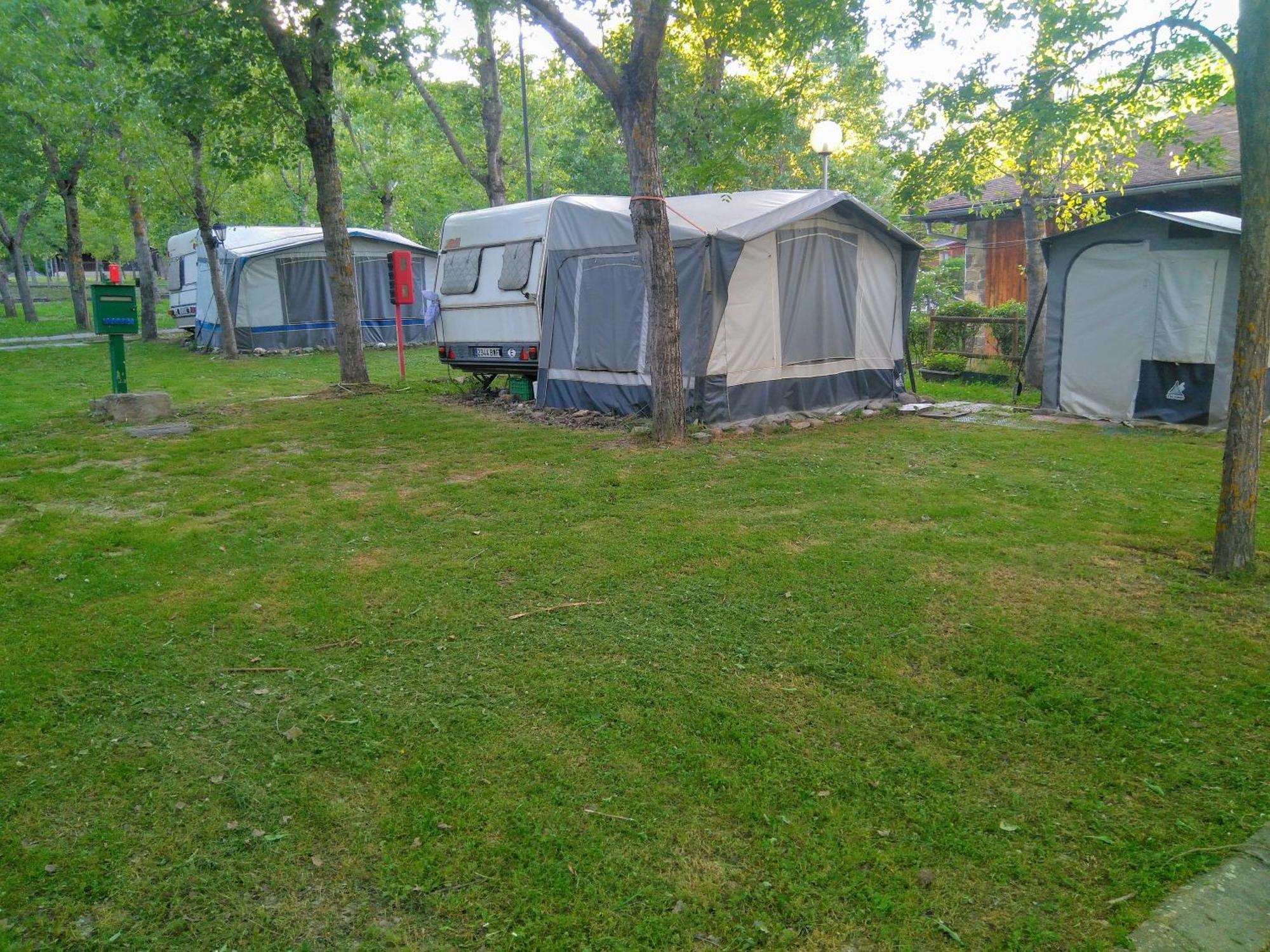 Camping Valle De 埃乔 外观 照片