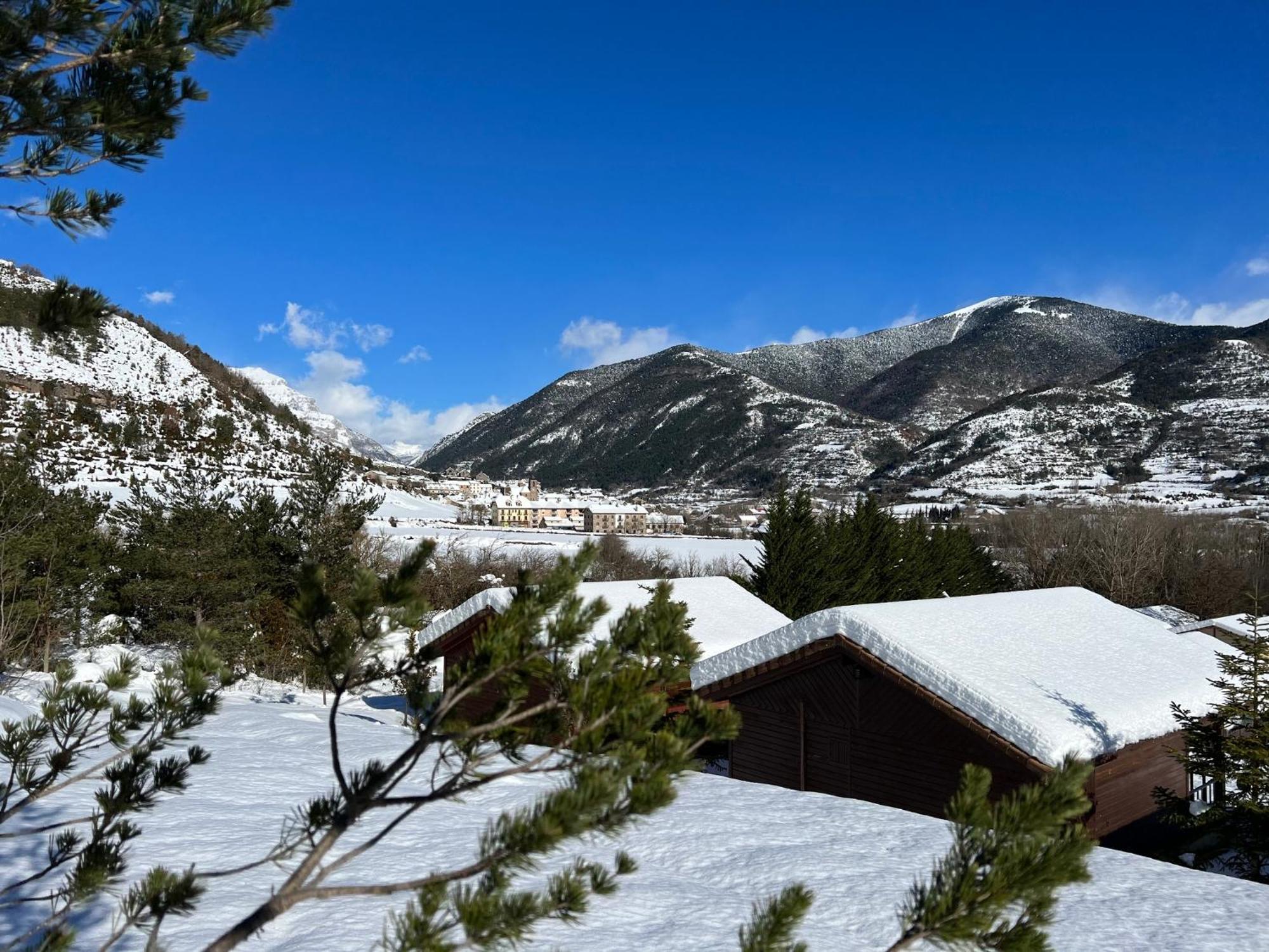 Camping Valle De 埃乔 外观 照片